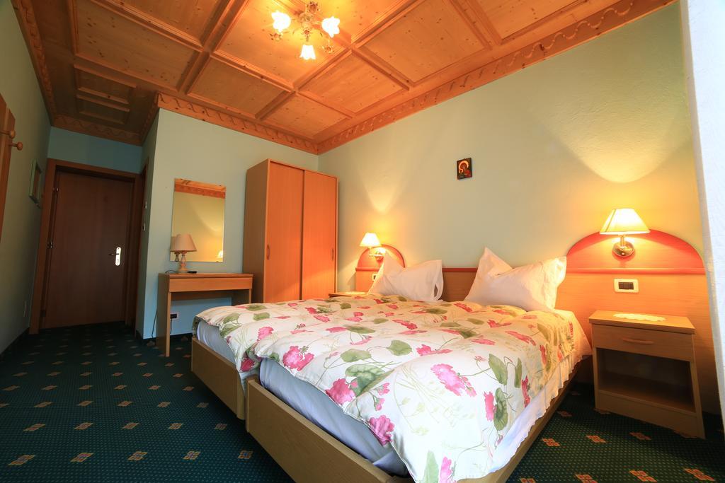 Alpenhotel La Montanara Rocca Pietore Chambre photo